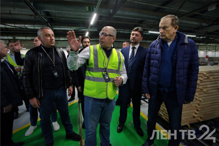 Работа в тихвине доска объявлений сторож